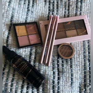 Makeup Revolution Bundle